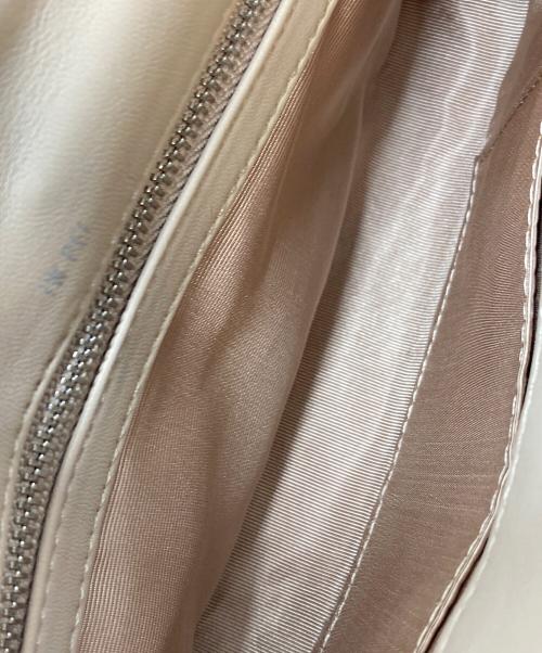 JW PEI（ジェイダブリューペイ）JW PEI (ジェイダブリューペイ) Maze ショルダーバッグ　編み込みバッグ ベージュ サイズ:実寸参照の古着・服飾アイテム