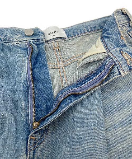 CLANE（クラネ）CLANE (クラネ) SuzuHirose (スズヒロセ) TUCK WIDE DENIM PANTS 広瀬すずコラボ　5ポケット ブルー サイズ:2の古着・服飾アイテム