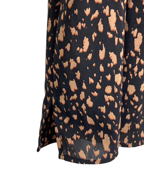 BALLSEY（ボールジィ）BALLSEY (ボールジィ) ミニレオパードプリント ギャザーブラウス　日本製 ブラック サイズ:36の古着・服飾アイテム