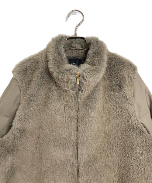 23区（ニジュウサンク）23区 (ニジュウサンク) ECOPEL エコファーコンビ ダウンコート オリーブ サイズ:38の古着・服飾アイテム