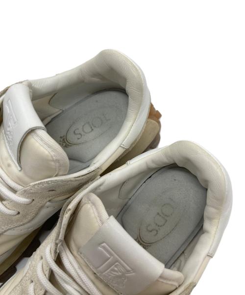 TOD'S（トッズ）TOD'S (トッズ) 1Tゴンミーニ チャンキーソール 厚底スニーカー ホワイト サイズ:EU37の古着・服飾アイテム