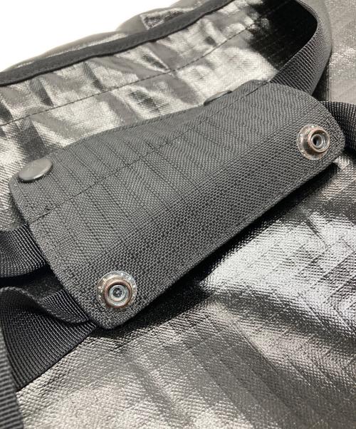Patagonia（パタゴニア）Patagonia (パタゴニア) ブラックホールダッフル 40L ボストンバッグ　2WAYバッグ　リュック　バックパック　旅行　トラベルバッグ　スポーツ　アウトドア ブラック サイズ:実寸参照の古着・服飾アイテム