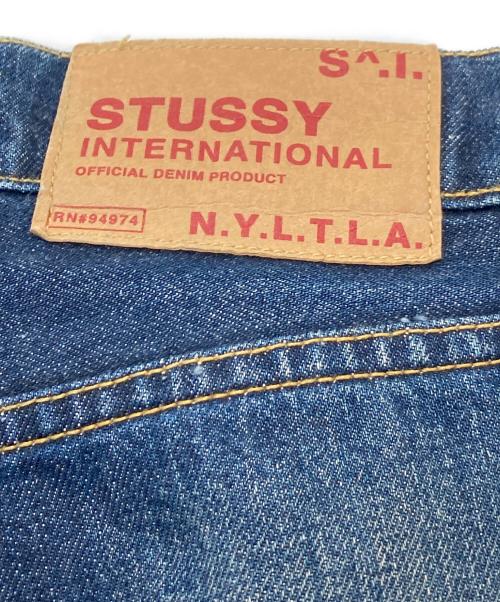 stussy（ステューシー）stussy (ステューシー) ボタンフライデニムパンツ　ジーンズ　USA製 インディゴ サイズ:34Rの古着・服飾アイテム