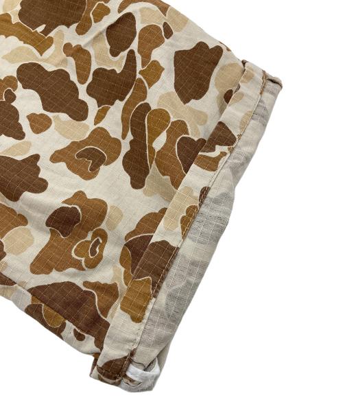 CarHartt（カーハート）CarHartt (カーハート) Bermudaカモフラハーフパンツ　ハーフパンツ　迷彩 ブラウン サイズ:34の古着・服飾アイテム