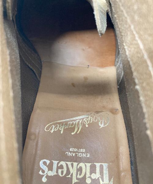 Tricker's（トリッカーズ）Tricker's (トリッカーズ) BOYS MARKET (ボーイズマーケット) チャッカーブーツ クレープソール　ボーイズマーケット別注 オリーブ サイズ:9 1/2の古着・服飾アイテム