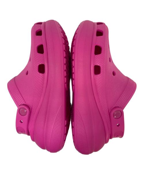 crocs（クロックス）crocs (クロックス) ICONIC COMFORT アイコニックコンフォート　厚底サンダル ピンク サイズ:W7の古着・服飾アイテム