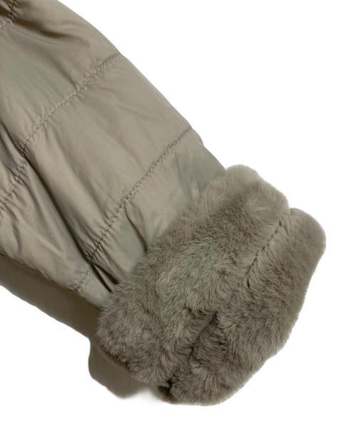 SOEJU（ソージュ）SOEJU (ソージュ) リバーシブルノーカラージャケット　アウター　中綿ジャケット　ファージャケット グレー サイズ:Tの古着・服飾アイテム