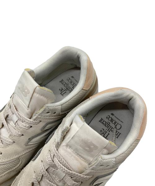 NEW BALANCE（ニューバランス）NEW BALANCE (ニューバランス) スニーカー ベージュ サイズ:UK6 Dの古着・服飾アイテム