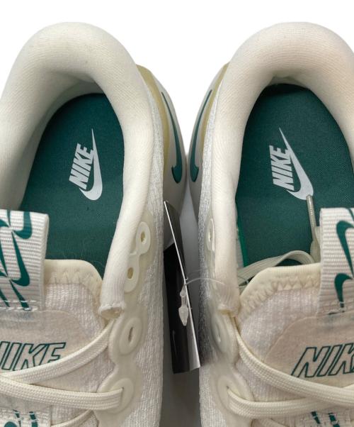 NIKE（ナイキ）NIKE (ナイキ) Motiva モティバ　 グリーン×ホワイト サイズ:UK6の古着・服飾アイテム