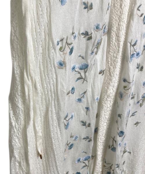 GRACE CONTINENTAL（（グレースコンチネンタル）GRACE CONTINENTAL (（グレースコンチネンタル) 小花刺繍ニットワンピース アイボリー サイズ:36の古着・服飾アイテム