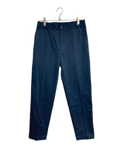 maison kitsune（メゾンキツネ）MAISON KITSUNE (メゾンキツネ) バック刺繍ロゴセンタープレスパンツ チノパンツ STRAIGHT CHINO ネイビー サイズ:38の古着・服飾アイテム