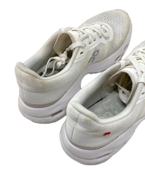 on（オン）On (オン) emmi (エミ) Cloudpulse ホワイト サイズ:23cmの古着・服飾アイテム
