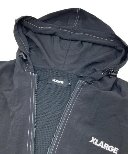 X-LARGE（エクストララージ）X-LARGE (エクストララージ) コントラストステッチナイロンフードジャケット アノラックパーカー ブラック サイズ:Mの古着・服飾アイテム