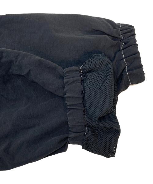 X-LARGE（エクストララージ）X-LARGE (エクストララージ) コントラストステッチナイロンフードジャケット アノラックパーカー ブラック サイズ:Mの古着・服飾アイテム