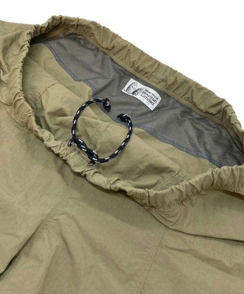 MARMOT（マーモット）Marmot (マーモット) ロックウェッジショートパンツ　ハーフパンツ　ナイロンパンツ ベージュ サイズ:Lの古着・服飾アイテム