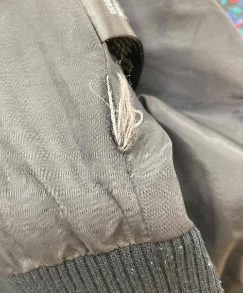 COACH（コーチ）COACH (コーチ) フラワープリントブルゾン　ナイロンパーカー ブラック×レッド サイズ:Sの古着・服飾アイテム