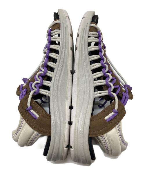 KEEN（キーン）KEEN (キーン) emmi atelier (エミアトリエ) UNEEK II OT  ユニーク　サンダル　スポーツ　アウトドア パープル×ブラウン サイズ:US6の古着・服飾アイテム