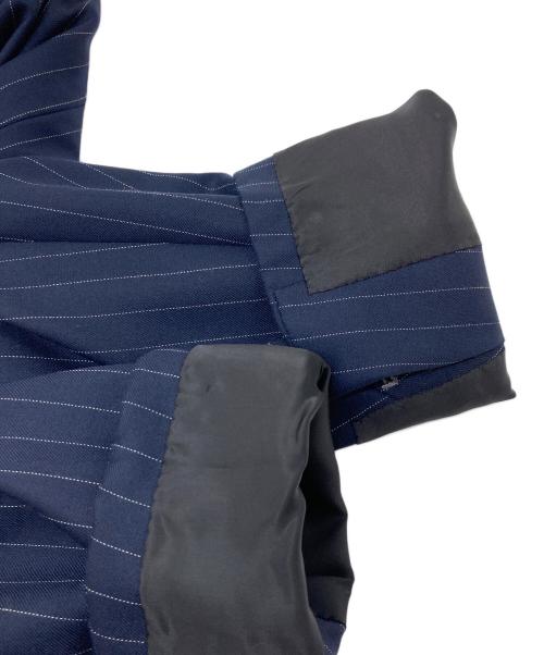 BLACK LABEL CRESTBRIDGE（ブラックレーベル クレストブリッジ）BLACK LABEL CRESTBRIDGE (ブラックレーベル クレストブリッジ) ストライプ3ピーススーツ ネイビー サイズ:40の古着・服飾アイテム