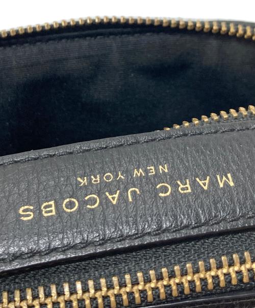 Marc by Marc Jacobs（マークバイマークジェイコブス）Marc by Marc Jacobs (マークバイマークジェイコブス) SHUTTER ショルダーバッグ ブラック サイズ:実寸参照の古着・服飾アイテム