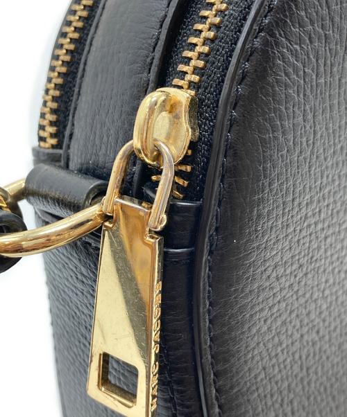 Marc by Marc Jacobs（マークバイマークジェイコブス）Marc by Marc Jacobs (マークバイマークジェイコブス) SHUTTER ショルダーバッグ ブラック サイズ:実寸参照の古着・服飾アイテム