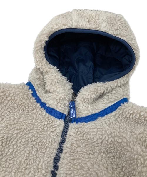 Patagonia（パタゴニア）Patagonia (パタゴニア) リバーシブル・レディ・フレディ・フーディ　中綿ジャケット　ボアジャケット アイボリー×ネイビー サイズ:キッズXXL / レディースS程の古着・服飾アイテム
