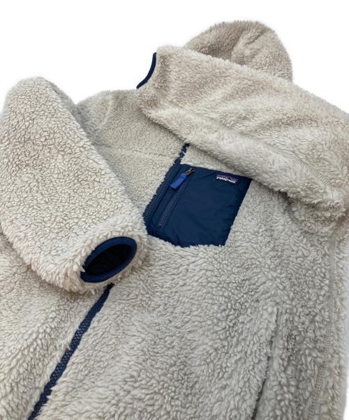 Patagonia（パタゴニア）Patagonia (パタゴニア) リバーシブル・レディ・フレディ・フーディ　中綿ジャケット　ボアジャケット アイボリー×ネイビー サイズ:キッズXXL / レディースS程の古着・服飾アイテム