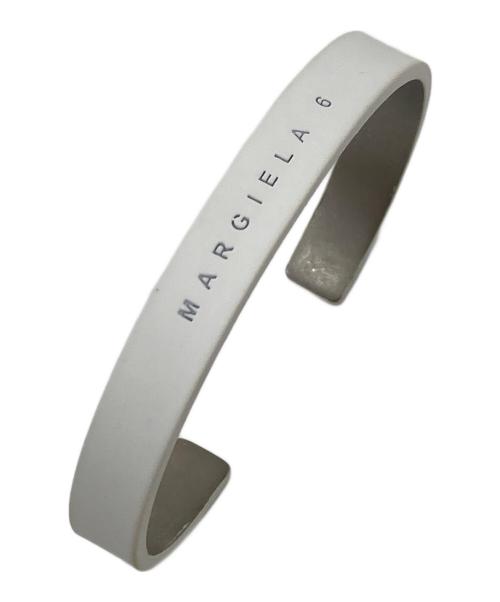 MM6 Maison Margiela（エムエムシックスメゾンマルジェラ）MM6 Maison Margiela (エムエムシックスメゾンマルジェラ) MINIMAL LOGO BRASELET ペンキ コーティング ブレスレッド ホワイト サイズ:02の古着・服飾アイテム