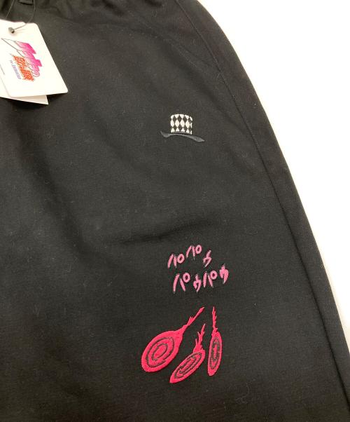 graniph（グラニフ）graniph (グラニフ) ジョジョの奇妙な冒険 (ジョジョノキミョウナボウケン) 戦う運命｜ルーズフィットチノパン　ファントムブラッド ブラック サイズ:XL 未使用品の古着・服飾アイテム