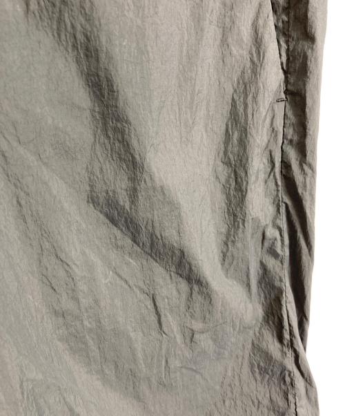 JIL SANDER（ジルサンダー）JIL SANDER (ジルサンダー) ナイロンハーフパンツ　ナイロンパンツ　イタリア製 グレー サイズ:44の古着・服飾アイテム