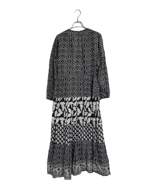 sara mallika（サラマリカ）sara mallika (サラマリカ) リーフ柄ギャザーワンピース ブラック サイズ:FREEの古着・服飾アイテム