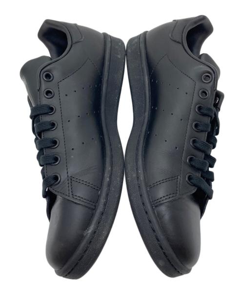 adidas（アディダス）adidas (アディダス) STAN SMITH ブラック サイズ:Uk 7.5の古着・服飾アイテム