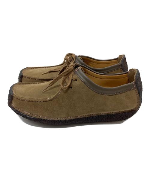 CLARKS（クラークス）CLARKS (クラークス) シューズ　ナタリーオークウッド　スウェードシューズ　オークウッドスエード ベージュ サイズ:US8の古着・服飾アイテム