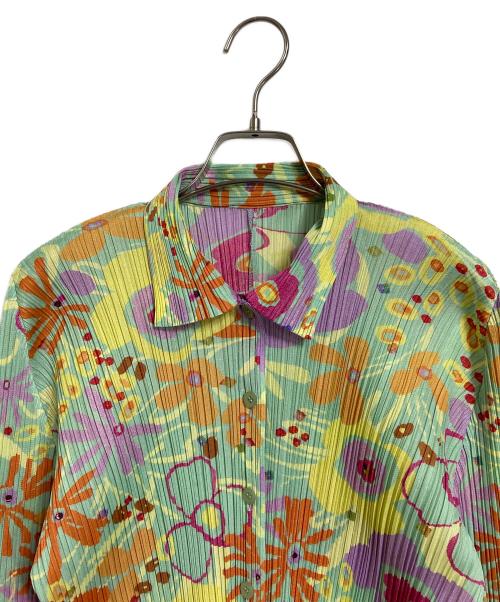 PLEATS PLEASE（プリーツプリーズ）PLEATS PLEASE (プリーツプリーズ) フラワー総柄プリーツシャツ　2015年春 マルチカラー サイズ:4の古着・服飾アイテム