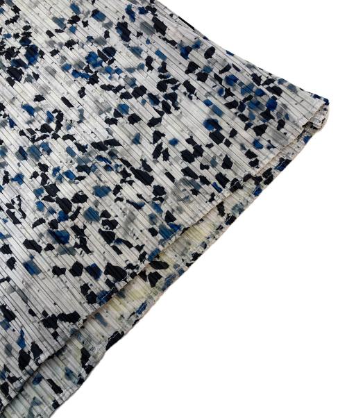 PLEATS PLEASE（プリーツプリーズ）PLEATS PLEASE (プリーツプリーズ) 総柄襟付き半袖プリーツワンピース　日本製 ブラック×グレー×ネイビー サイズ:3の古着・服飾アイテム