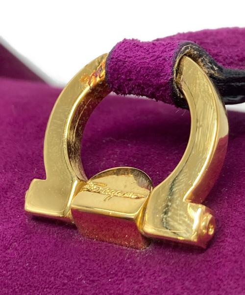 Salvatore Ferragamo（サルヴァトーレ フェラガモ）Salvatore Ferragamo (サルヴァトーレ フェラガモ) 2WAYショルダーベルベットスウェードバッグ ミニバッグ　セレモニー　イタリア製 パープル サイズ:実寸参照の古着・服飾アイテム