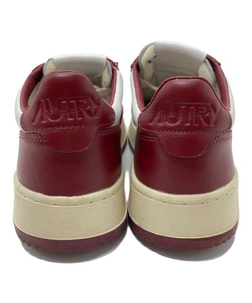 AUTRY（オートリ―）AUTRY (オートリ―) MEDALIST LOW メダリスト ロー  ホワイト×レッド サイズ:38の古着・服飾アイテム