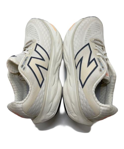 NEW BALANCE（ニューバランス）NEW BALANCE (ニューバランス) ローカットスニーカー ホワイト サイズ:UK6.5   US8.5の古着・服飾アイテム