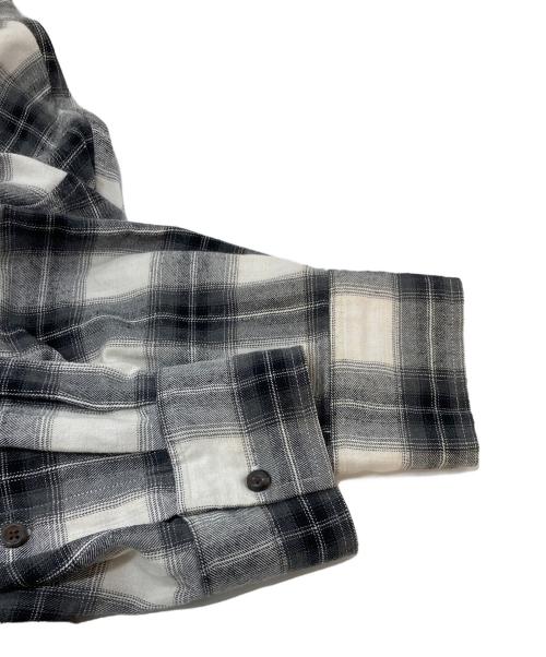 provoke（プロヴォーク）PROVOKE (プロヴォーク) Oversized check Shirt チェックシャツ　オーバーサイズ　コットンシャツ ホワイト×グレー サイズ:38の古着・服飾アイテム