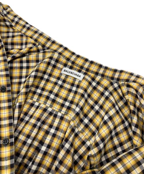 BALENCIAGA（バレンシアガ）BALENCIAGA (バレンシアガ) 18SS バックロゴチェックシャツ　チェックシャツ　ボウタイシャツ　イタリア製　ユニセックス イエロー×ブラック サイズ:34の古着・服飾アイテム