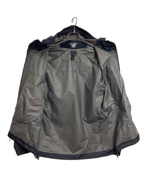 ARC'TERYX（アークテリクス）ARC'TERYX (アークテリクス) BETA SL JACKET ベータエスエルジャケット　アウター　ライトアウター　ナイロンジャケット　スポーツ　アウトドア ブラック サイズ:Mの古着・服飾アイテム