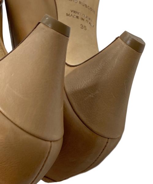 FABIO RUSCONI（ファビオルスコーニ）FABIO RUSCONI (ファビオルスコーニ) コーンヒールパンプス　 ベージュ サイズ:36の古着・服飾アイテム