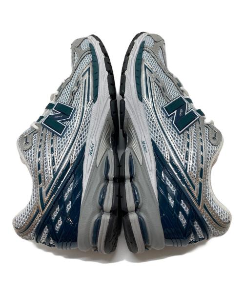 NEW BALANCE（ニューバランス）NEW BALANCE (ニューバランス) 1906R スニーカー シルバー×グリーン サイズ:US 8.5の古着・服飾アイテム