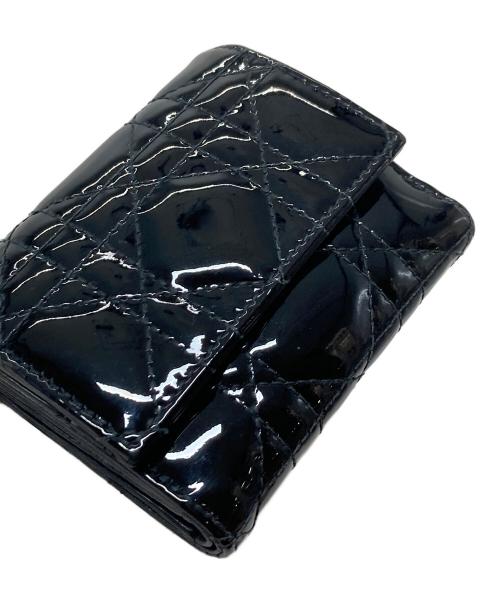 Christian Dior（クリスチャン ディオール）Christian Dior (クリスチャン ディオール) ロータスウォレット カナージュ エナメル三つ折り財布　ミニ財布 ブラック サイズ:実寸参照の古着・服飾アイテム