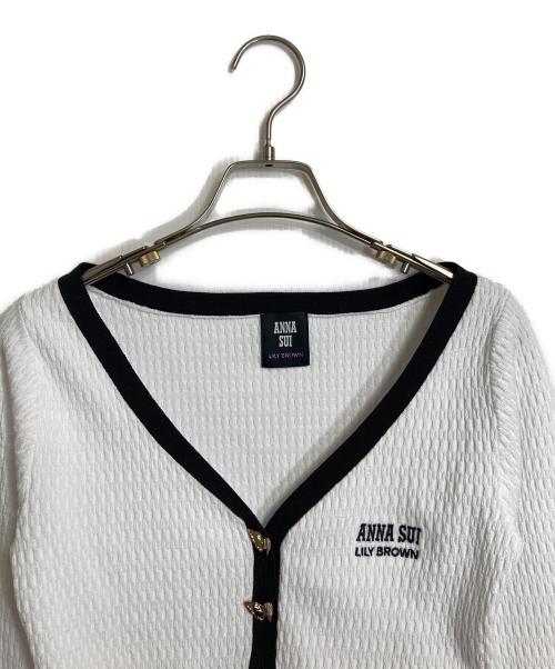 ANNA SUI（アナスイ）ANNA SUI (アナスイ) Lily Brown (リリーブラウン) バタフライカーディガン　蝶モチーフボタン　金ボタン　ニットカーディガン ホワイト サイズ:FREEの古着・服飾アイテム