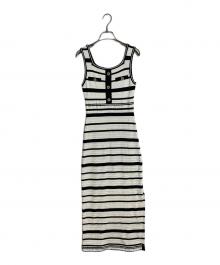 Lily Brown×MARY QUANT（リリーブラウン×マリークヮント）の古着「デイジーボタンノースリーブニットワンピース　ボーダーワンピース　金ボタン」｜ホワイト×ブラック