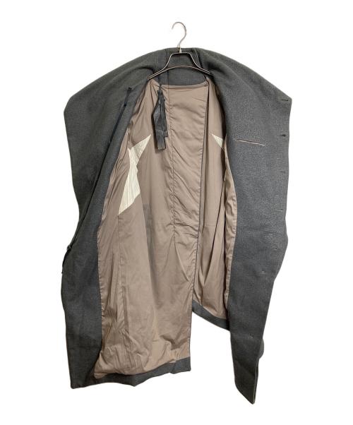 BORIS BIDJAN SABERI（ボリスビジャンサベリ）Boris Bidjan Saberi (ボリスビジャンサベリ) コート　ロングコート　デザインコート グレー サイズ:Sの古着・服飾アイテム