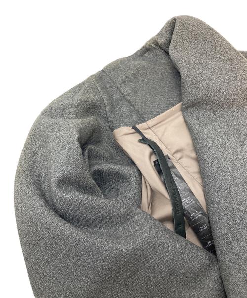BORIS BIDJAN SABERI（ボリスビジャンサベリ）Boris Bidjan Saberi (ボリスビジャンサベリ) コート　ロングコート　デザインコート グレー サイズ:Sの古着・服飾アイテム