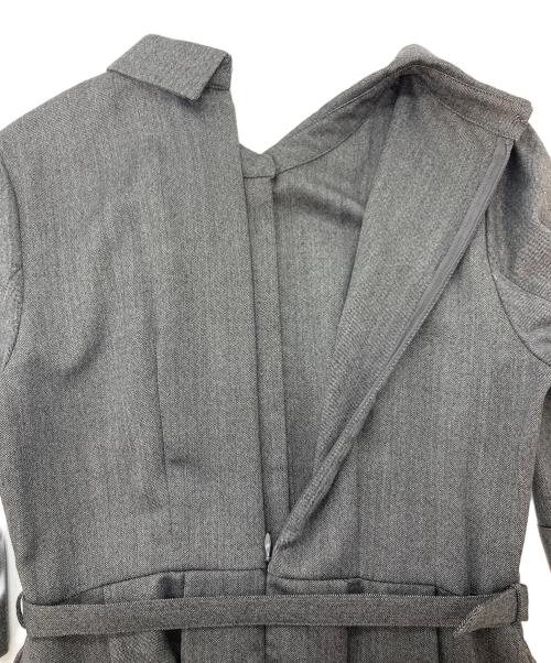 HER LIP TO（ハーリップトゥ）Her lip to (ハーリップトゥ) Allure Belted Shirt Dress ベルト付ワンピース グレー サイズ:Mの古着・服飾アイテム