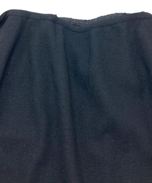 TOKUKO1erVOL（トクコプルミエヴォル）TOKUKO1erVOL (トクコプルミエヴォル) セットアップ　ロングスカート　ウールスカート　ウールジャケット　ウールコート　アウター　ライトアウター　日本製　フラワーモチーフ　花柄 ブラック×パープル サイズ:9の古着・服飾アイテム