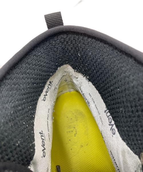 HOKAONEONE（ホカオネオネ）HOKAONEONE (ホカオネオネ) トレッキングシューズ ブラック サイズ:US10.5  UK10の古着・服飾アイテム